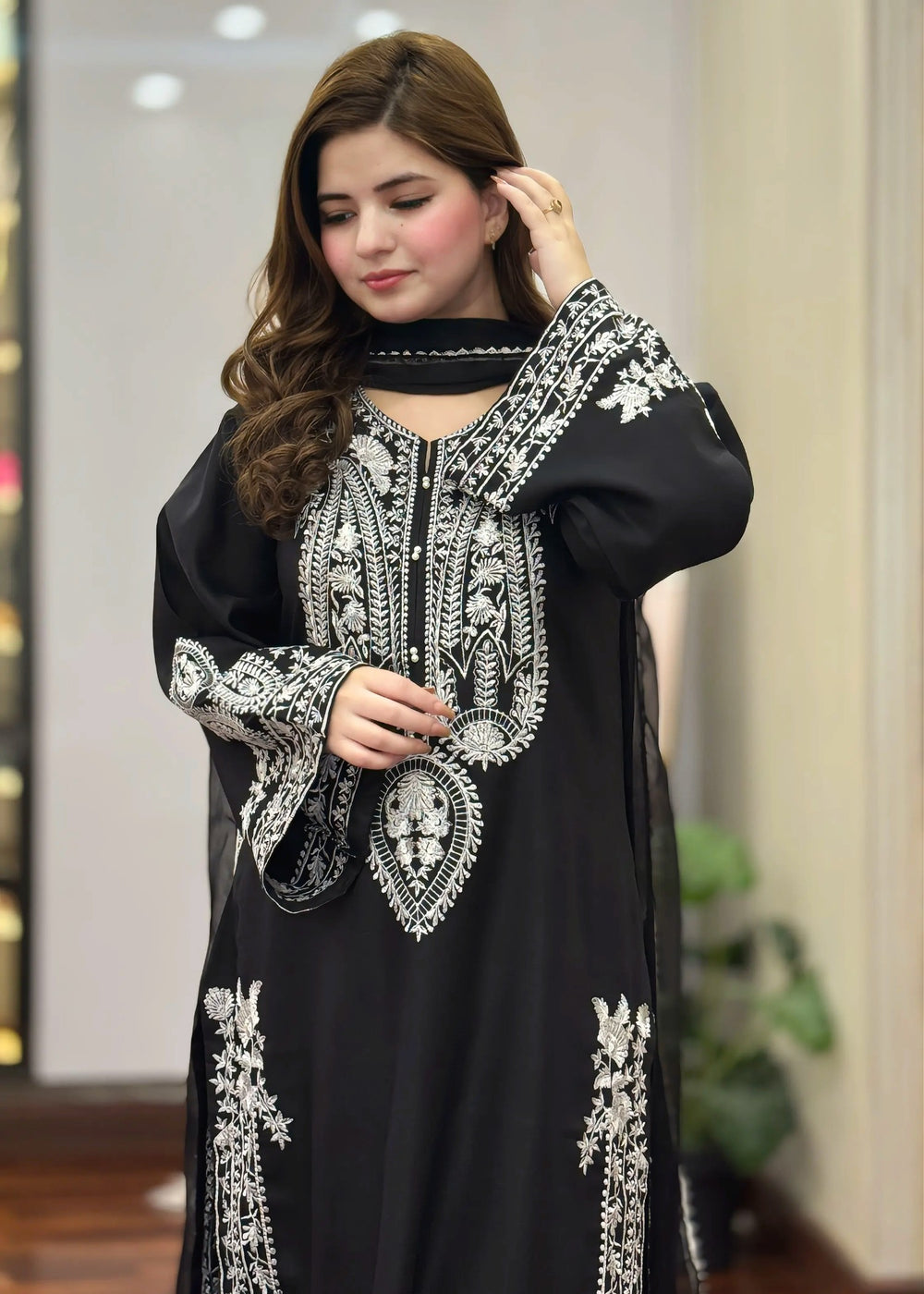 SAPPHIRE BLACK EMBROIDERED 3PC