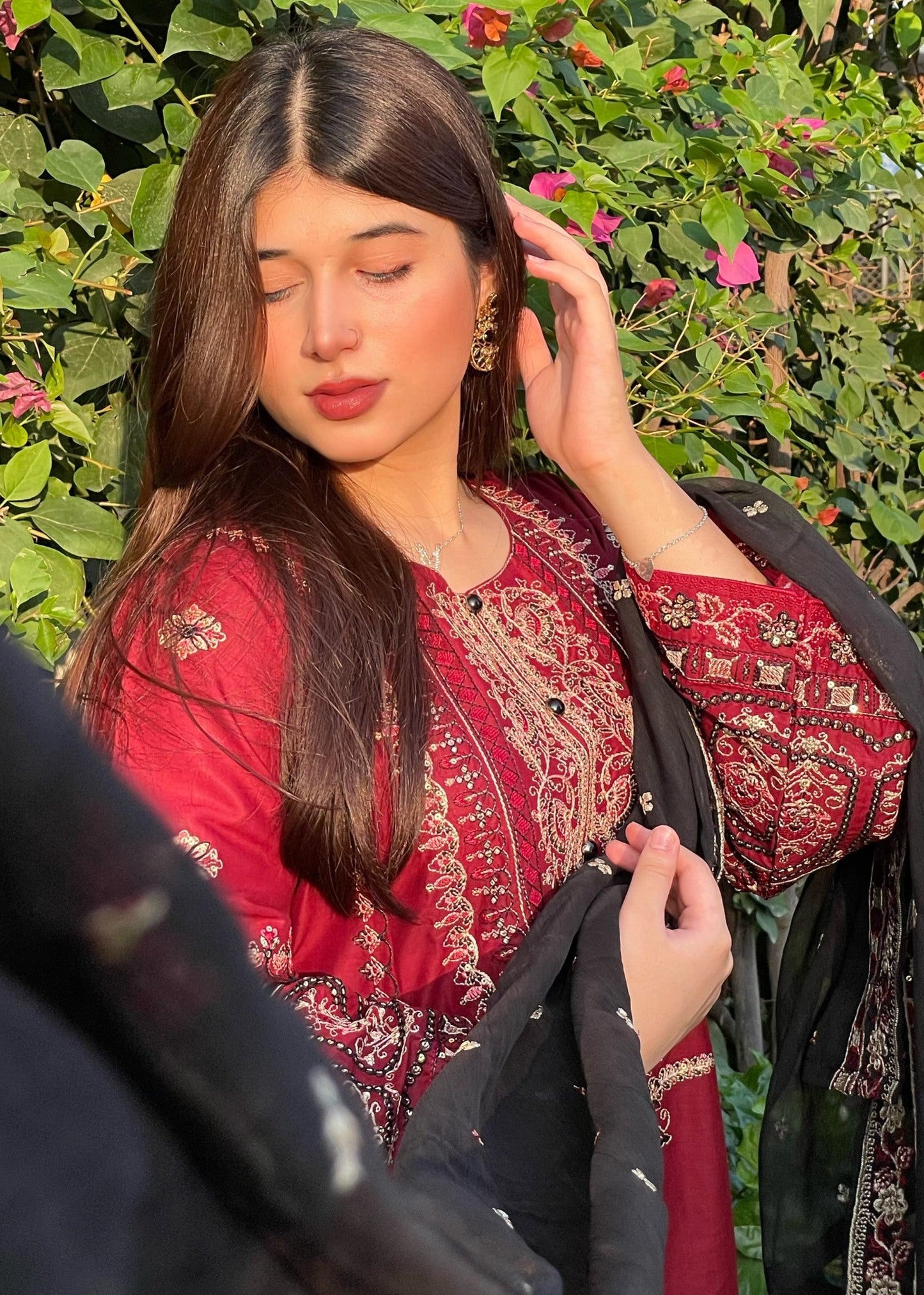 Royal embroidered 3-piece festive suit by Tehzeeb Libas (view 5)