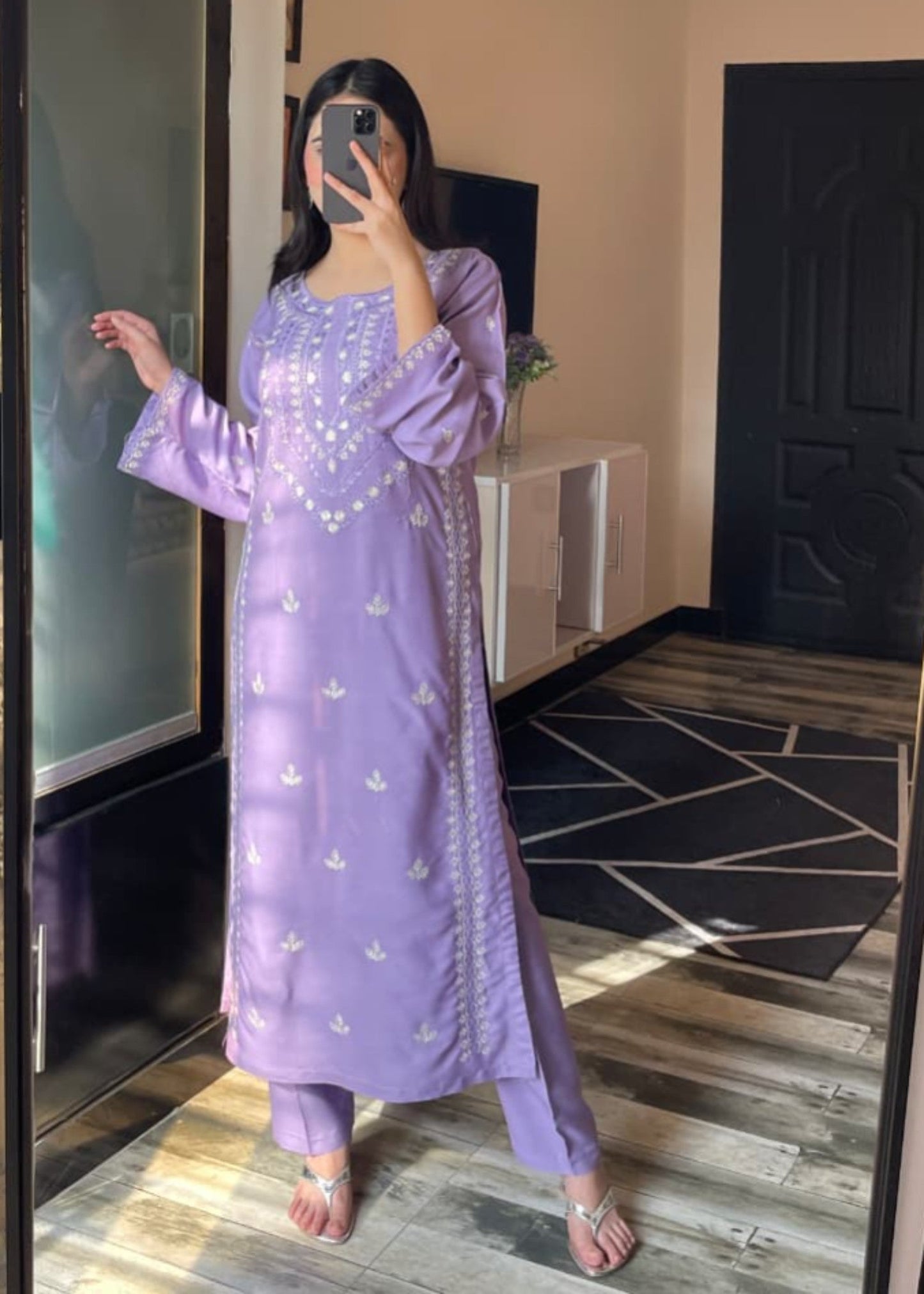 Feroza embroidered 2-piece suit by Tehzeeb Libas (view 5)
