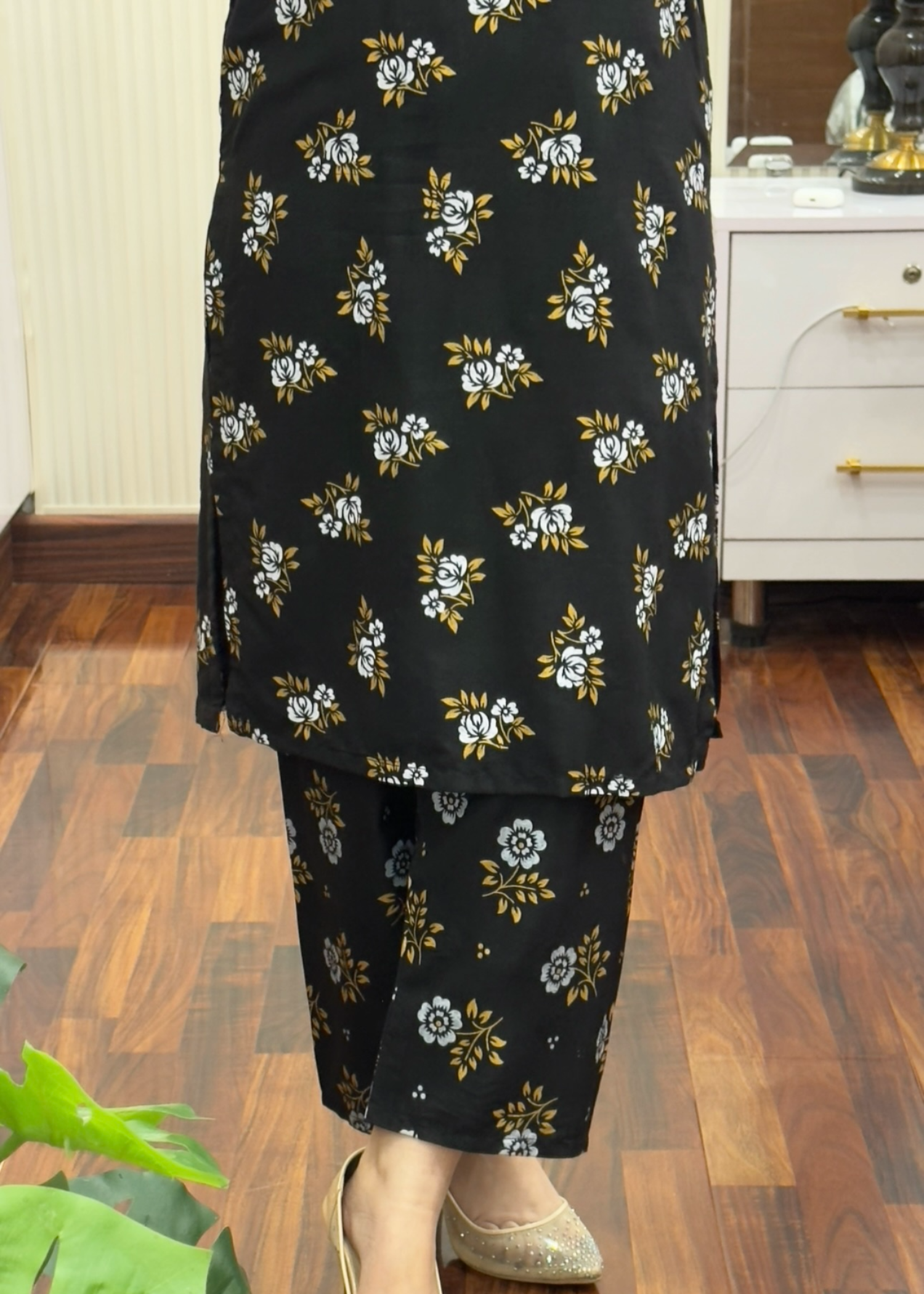 Floral B printed eastern suit by Tehzeeb Libas (view 3)