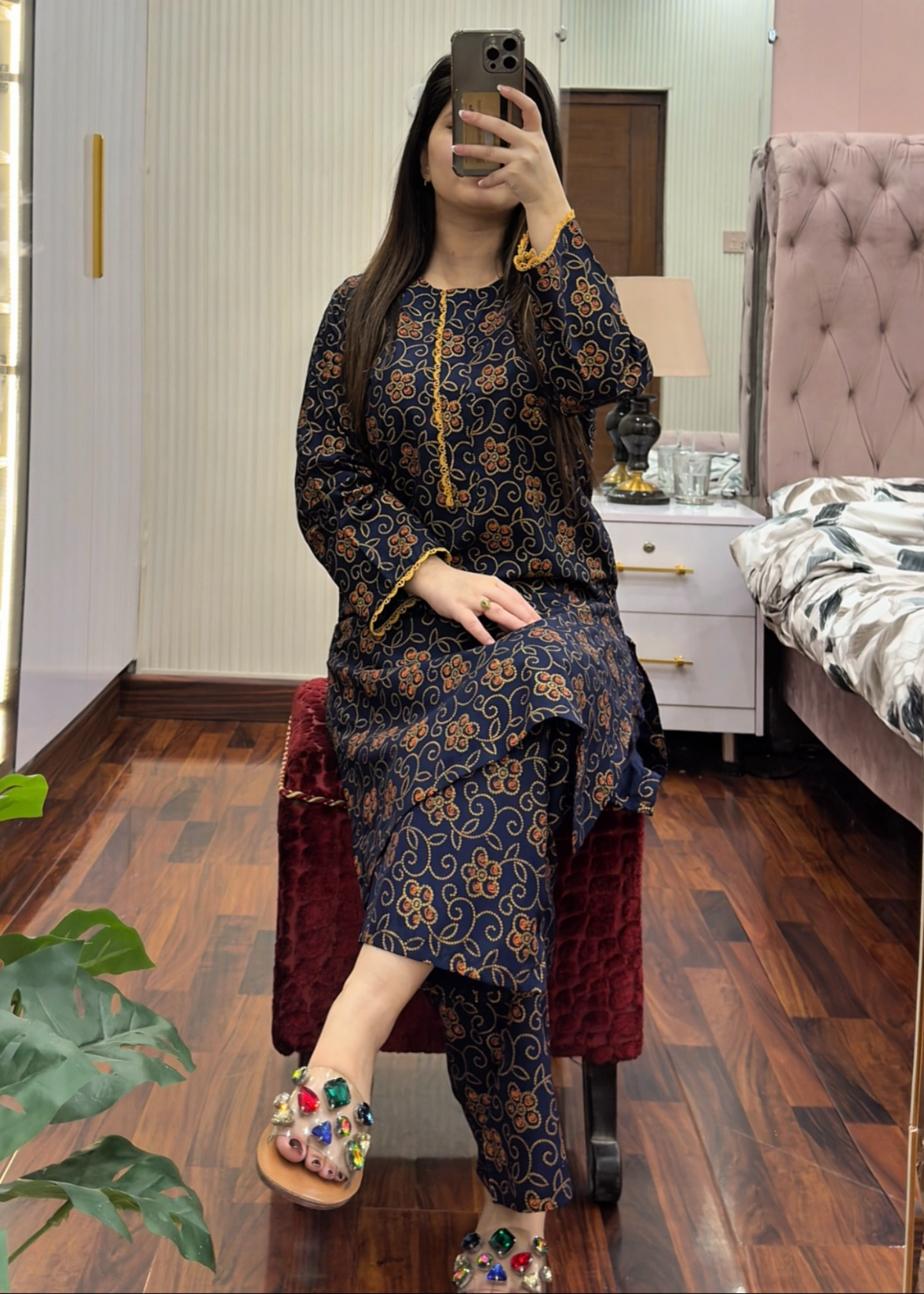 ZARQOON B