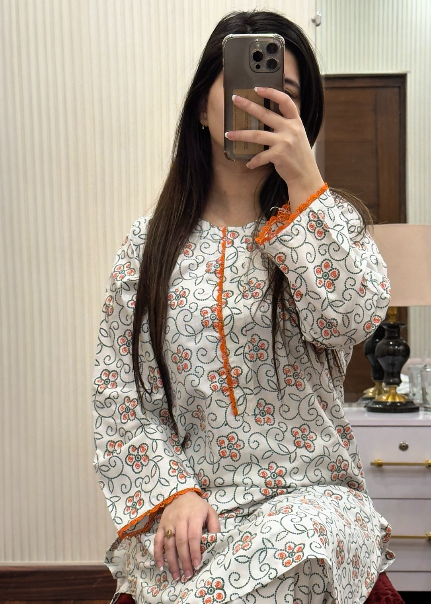 ZARQOON W