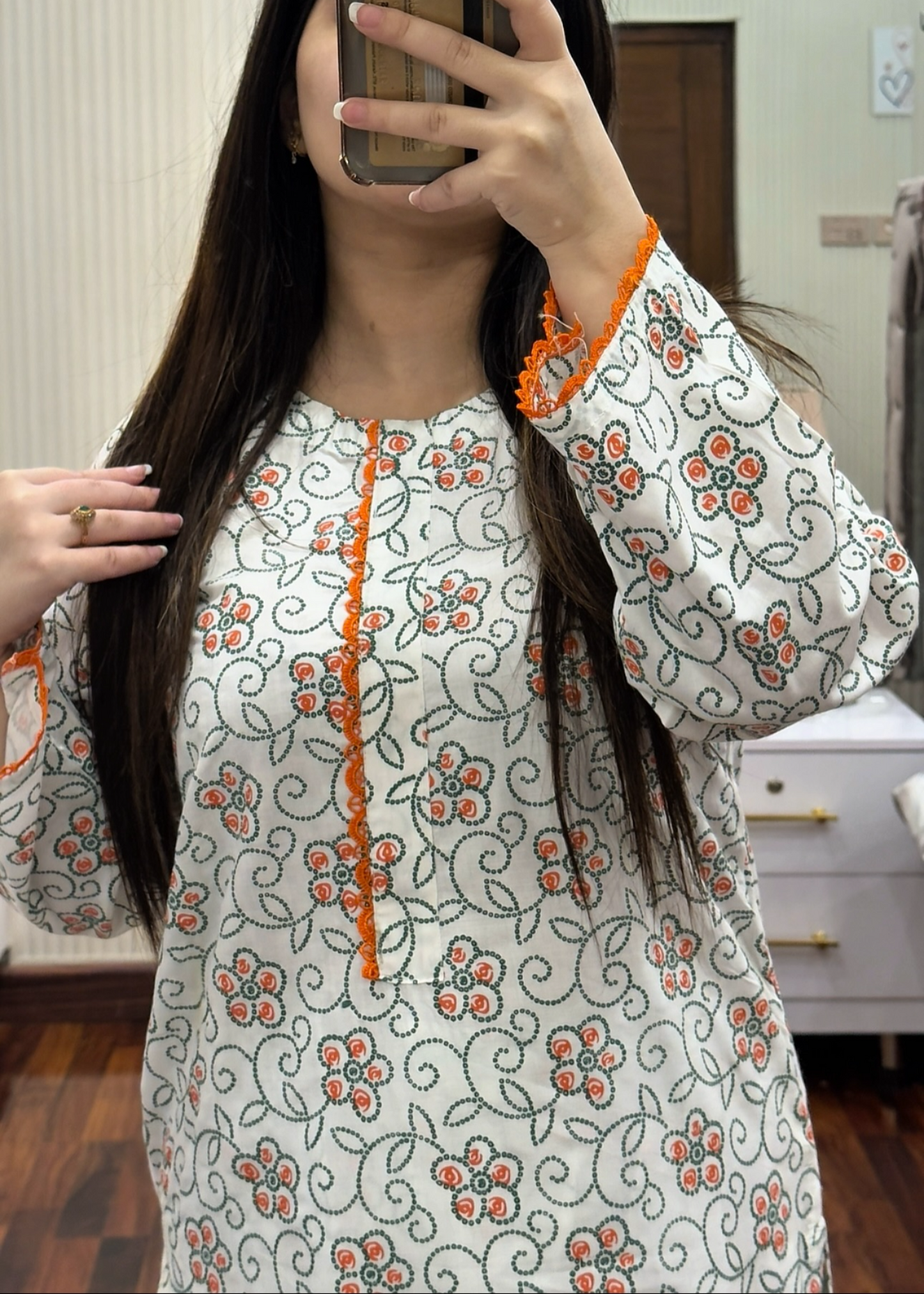 ZARQOON W