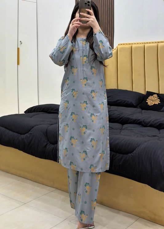 Florals G printed eastern suit by Tehzeeb Libas (view 2)