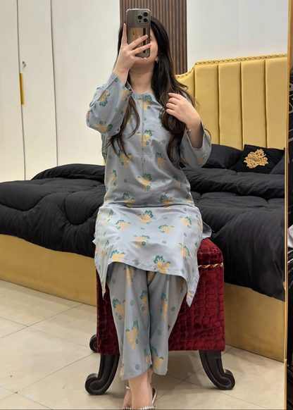 Florals G printed eastern suit by Tehzeeb Libas (view 3)