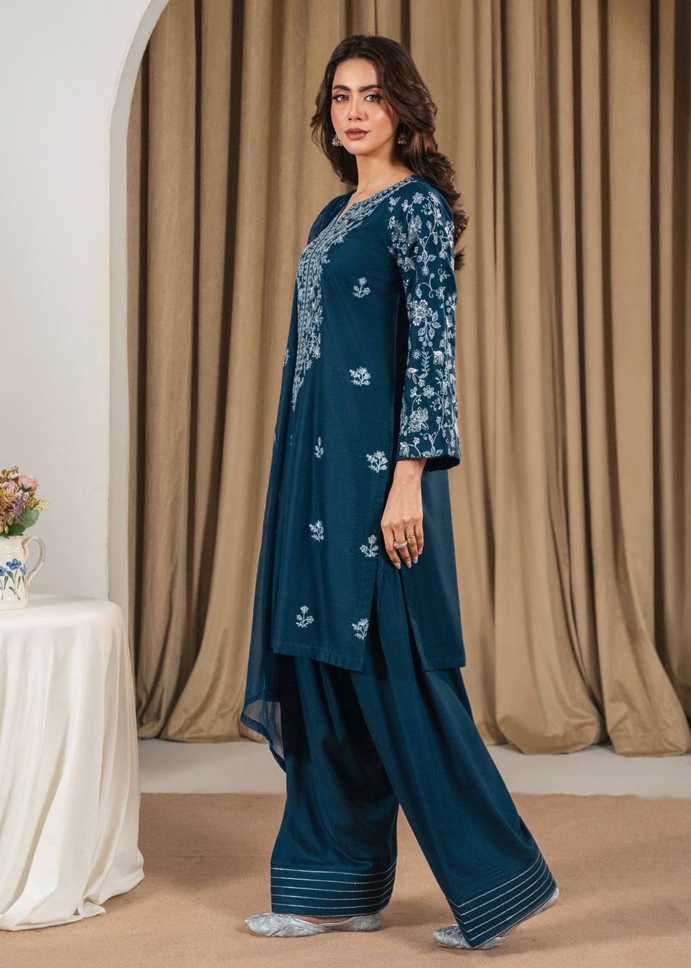 FARI EMBROIDERED 3PC