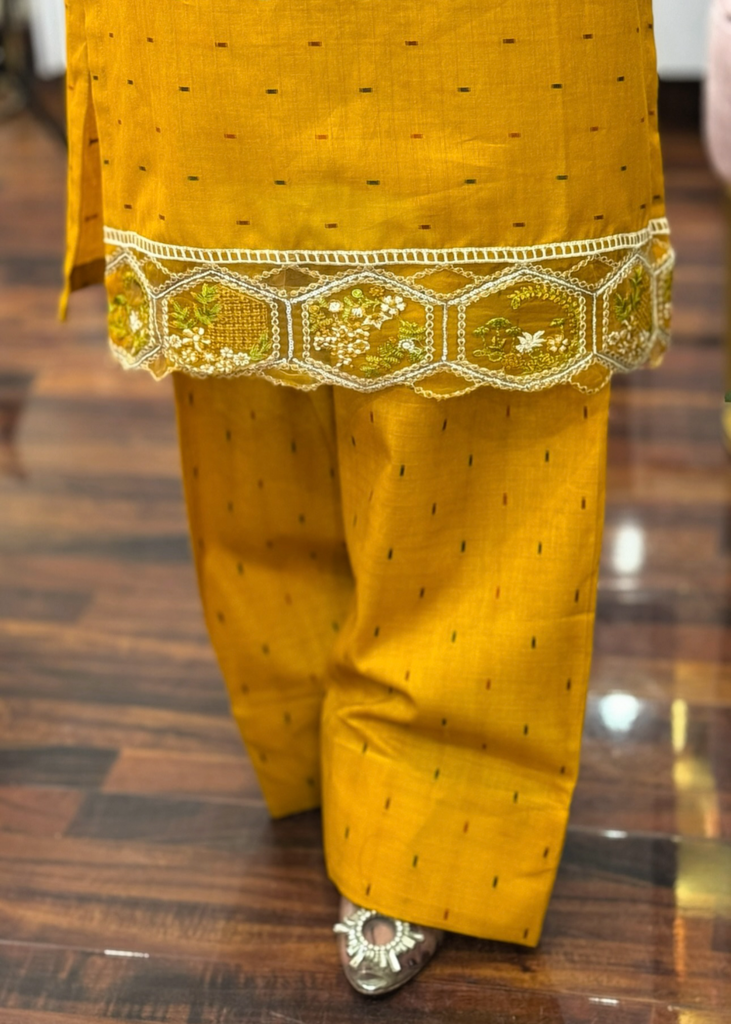 MUQADDAS EMBROIDERED 2PC