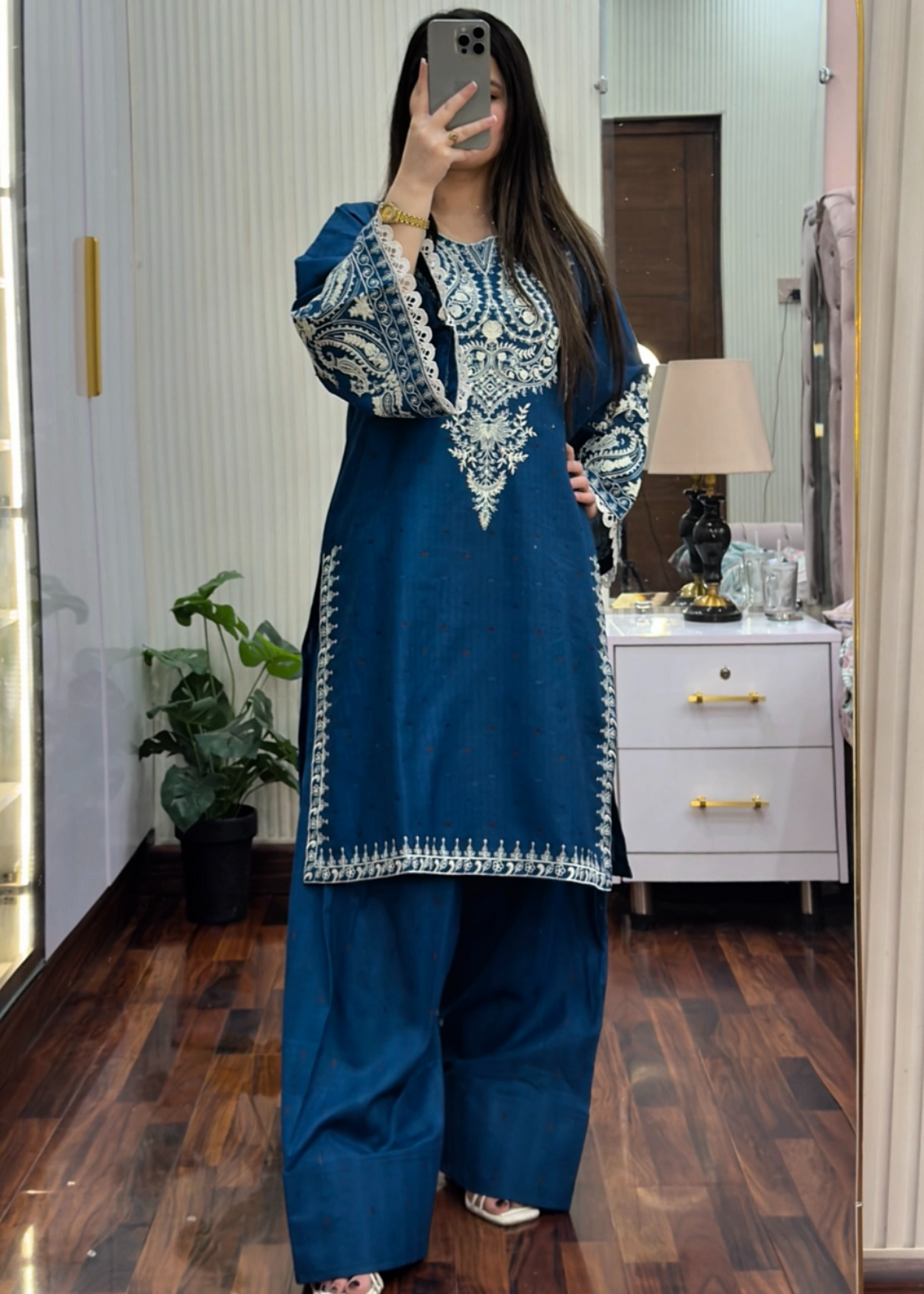 PANACHE EMBROIDERED 2PC