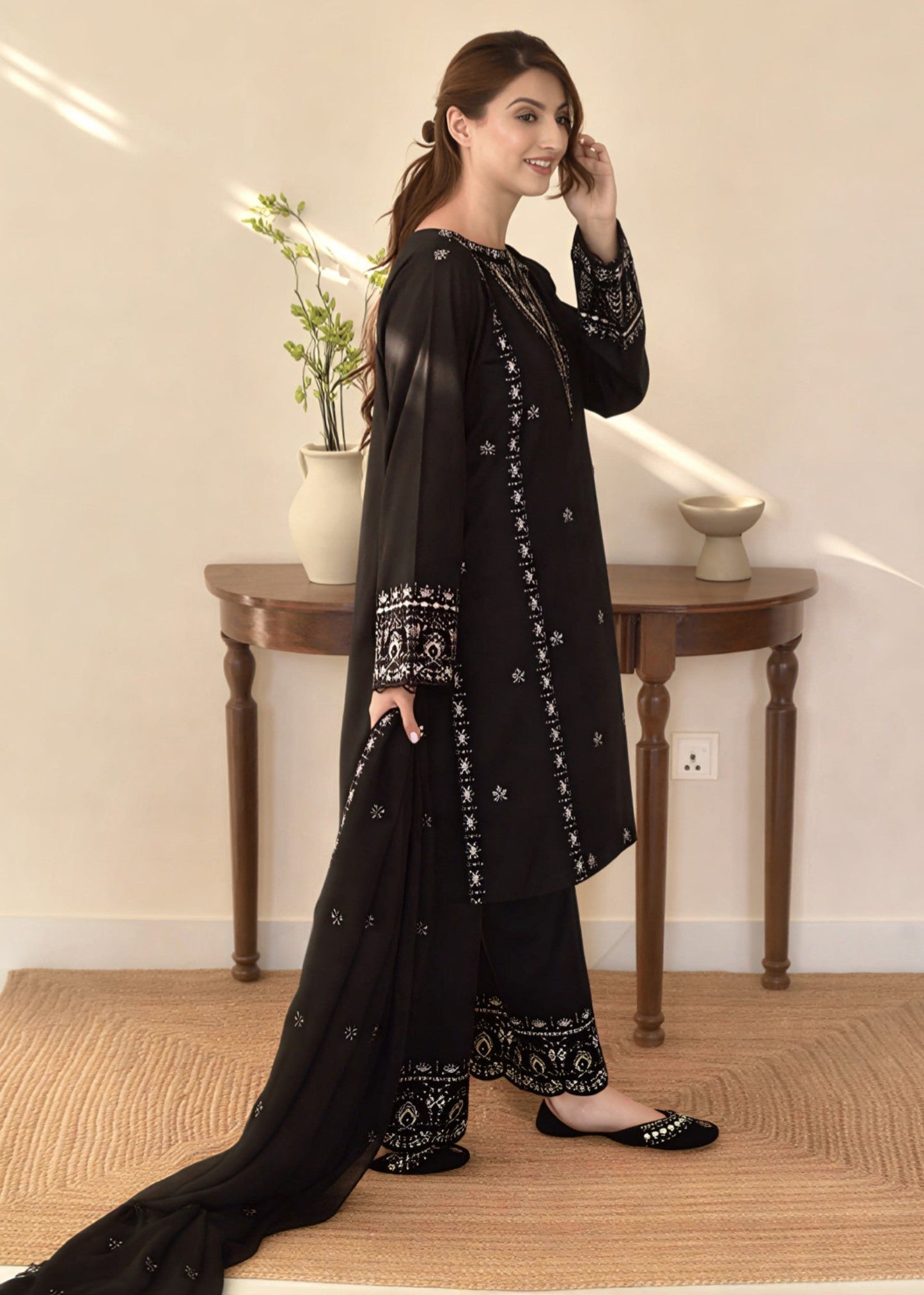 BAREEN EMBROIDERED 3PC