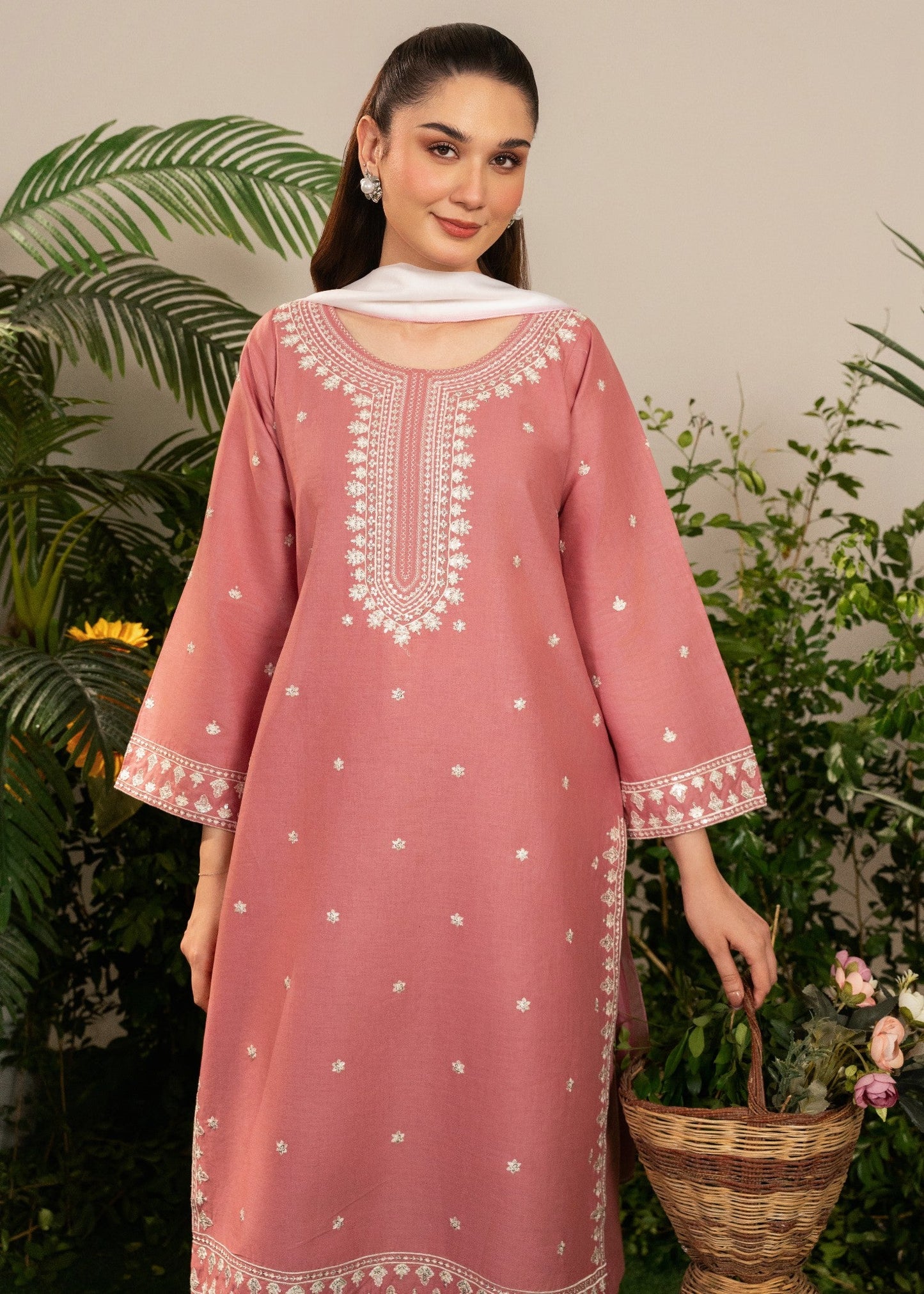 BARBIEE EMBROIDERED 3PC