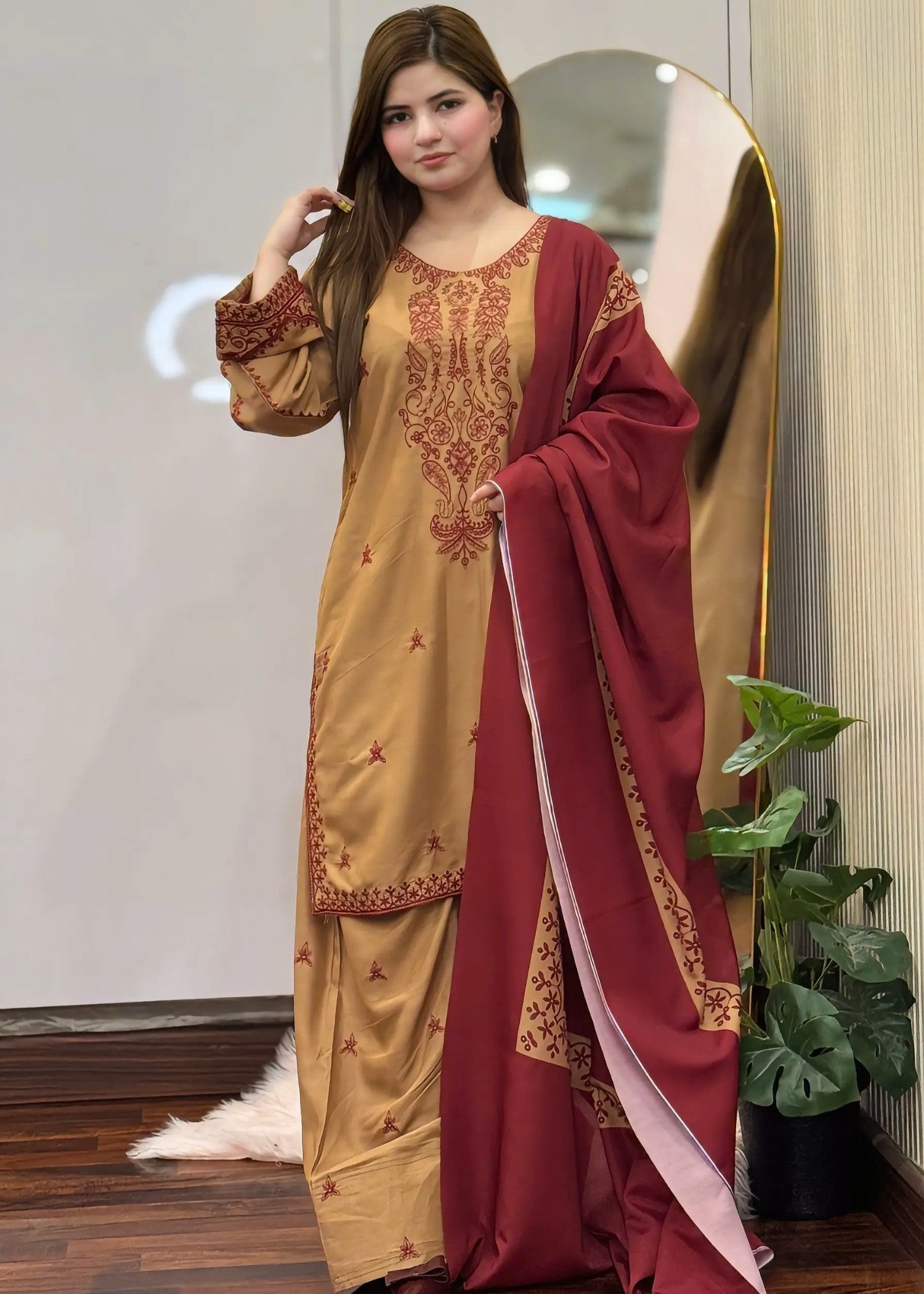 Zoyaa embroidered 3-piece suit by Tehzeeb Libas (view 5)