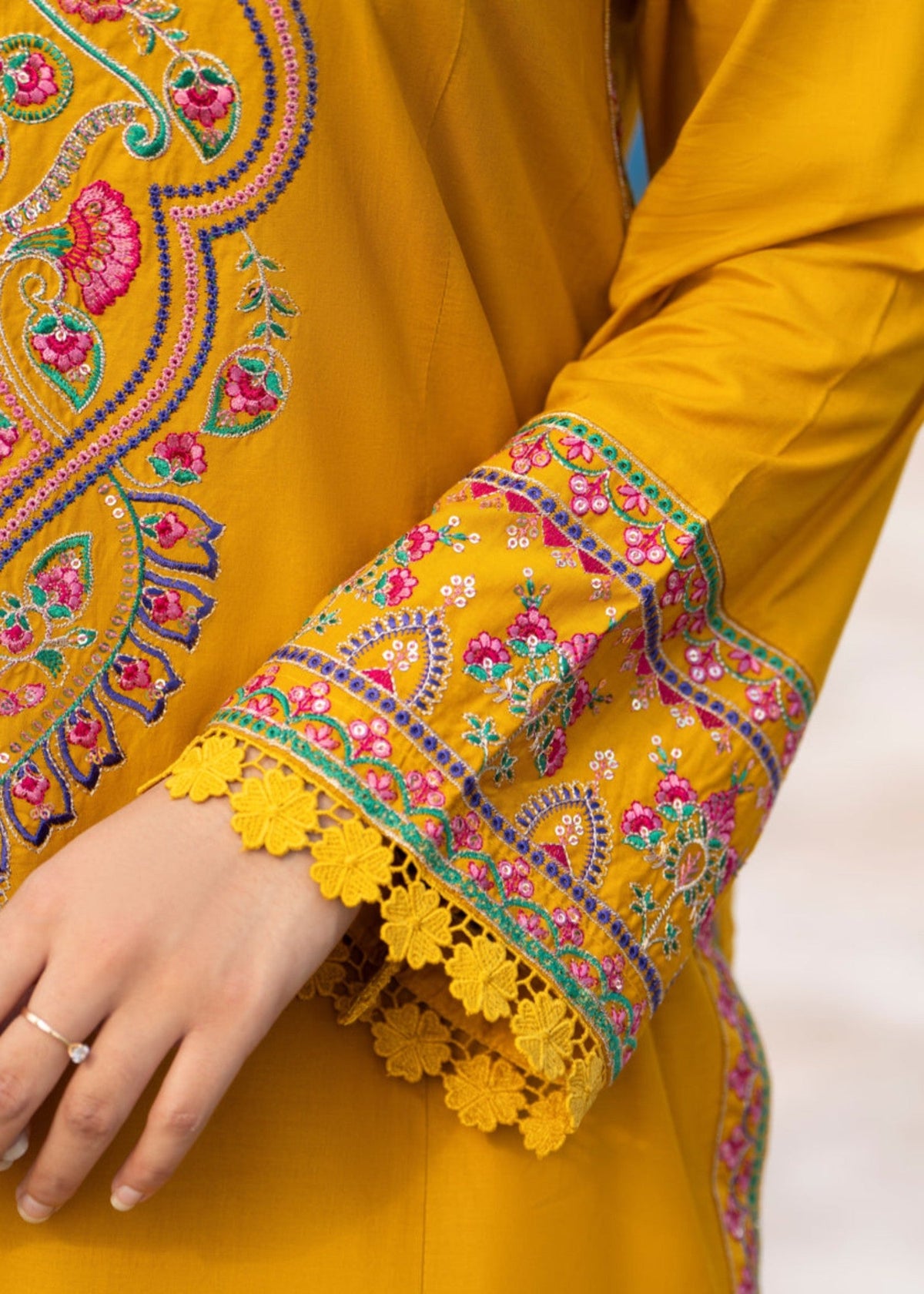Rangreza stitched eastern suit by Tehzeeb Libas (view 4)