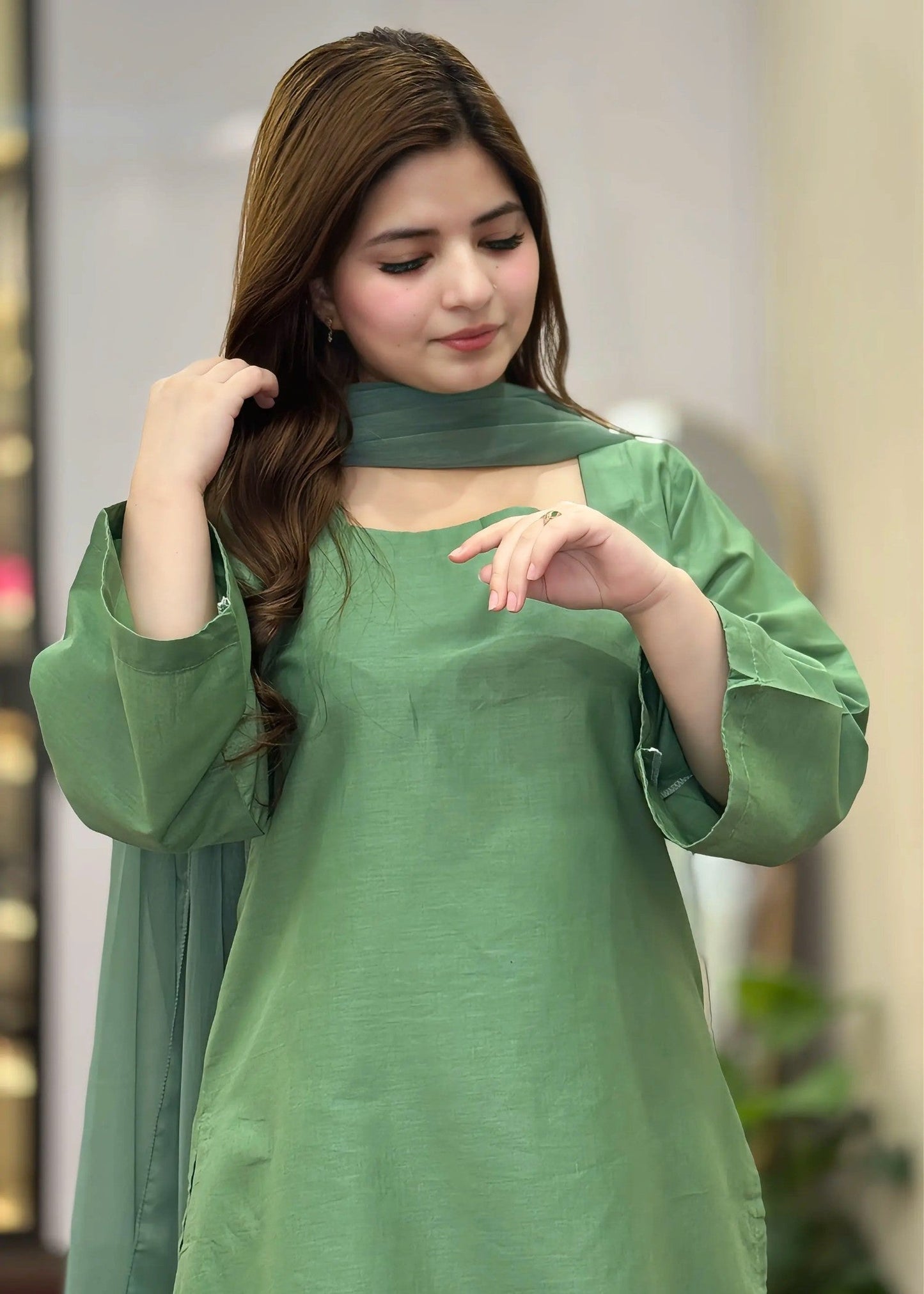 PISTACHIO SOLID FARSHI 2PC
