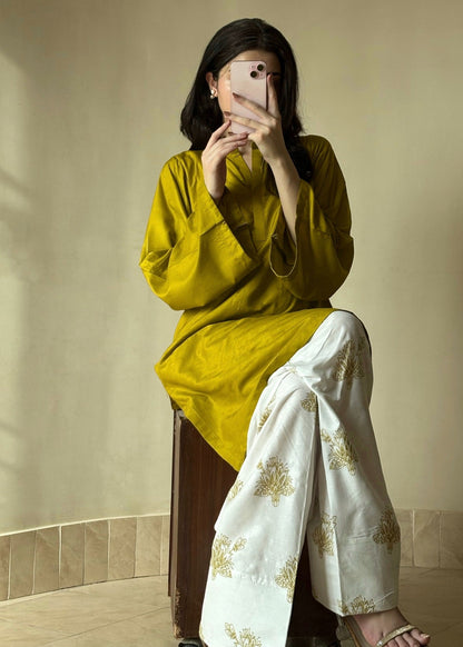 Noosh stitched eastern suit by Tehzeeb Libas