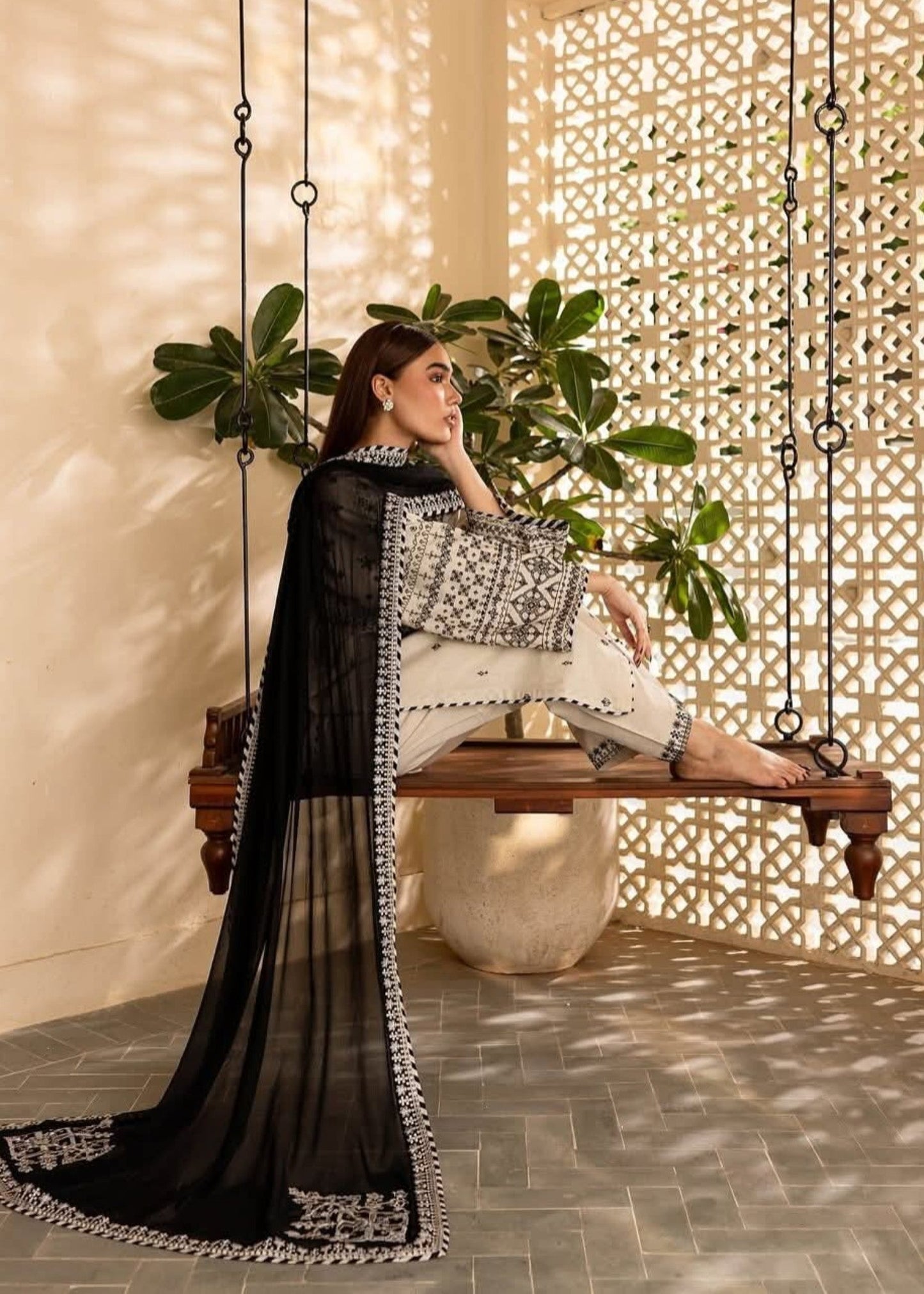 ARFA EMBROIDERED 3PC