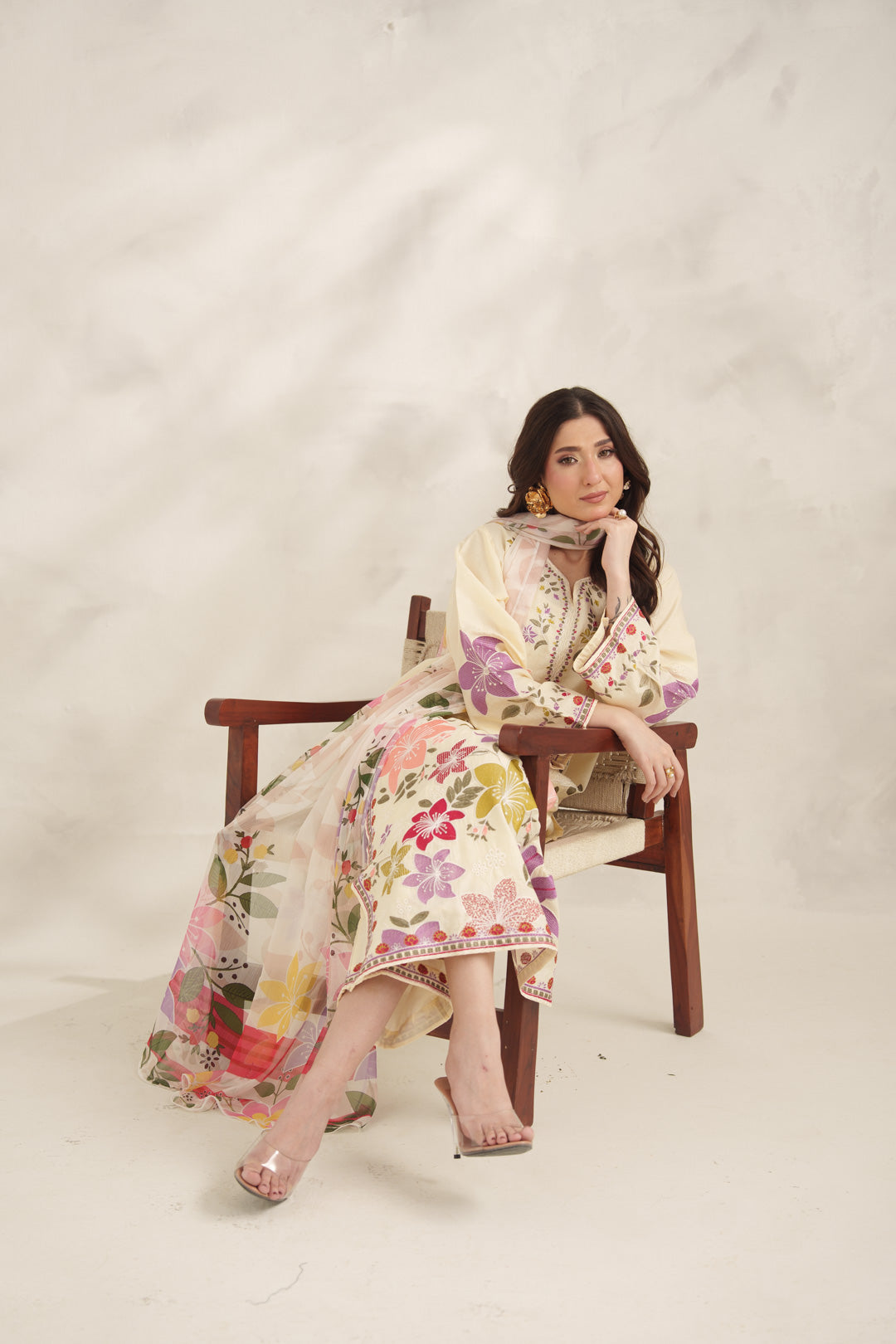 ISHQ W