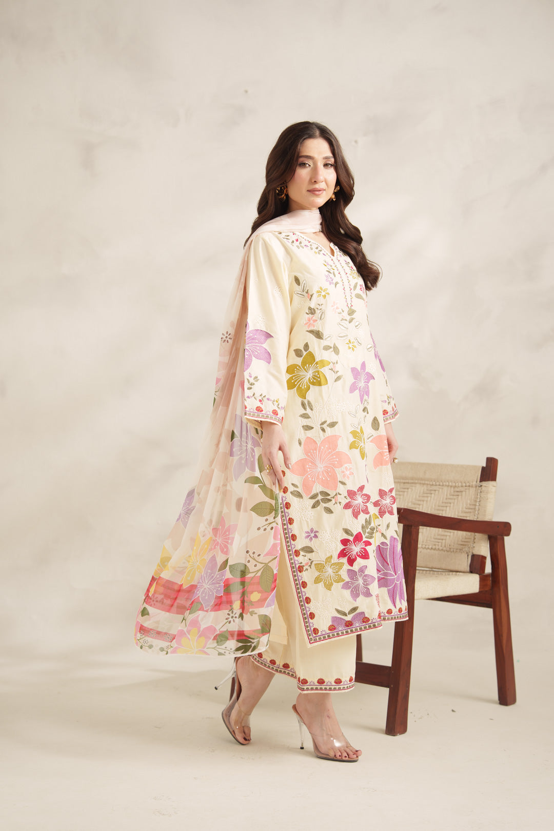 ISHQ W