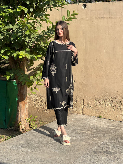 EMAAN EMBROIDERY 2PC