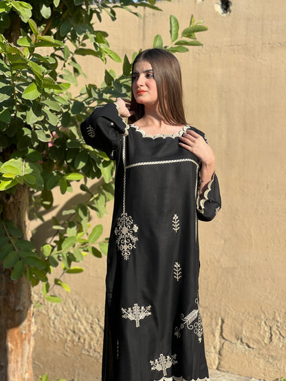 EMAAN EMBROIDERY 2PC