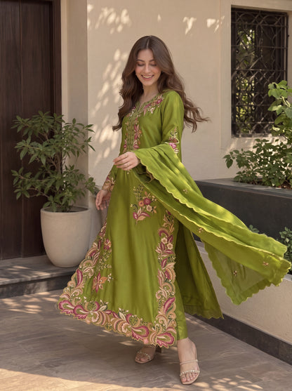 MAHEEN EMBROIDED KAFTAAN