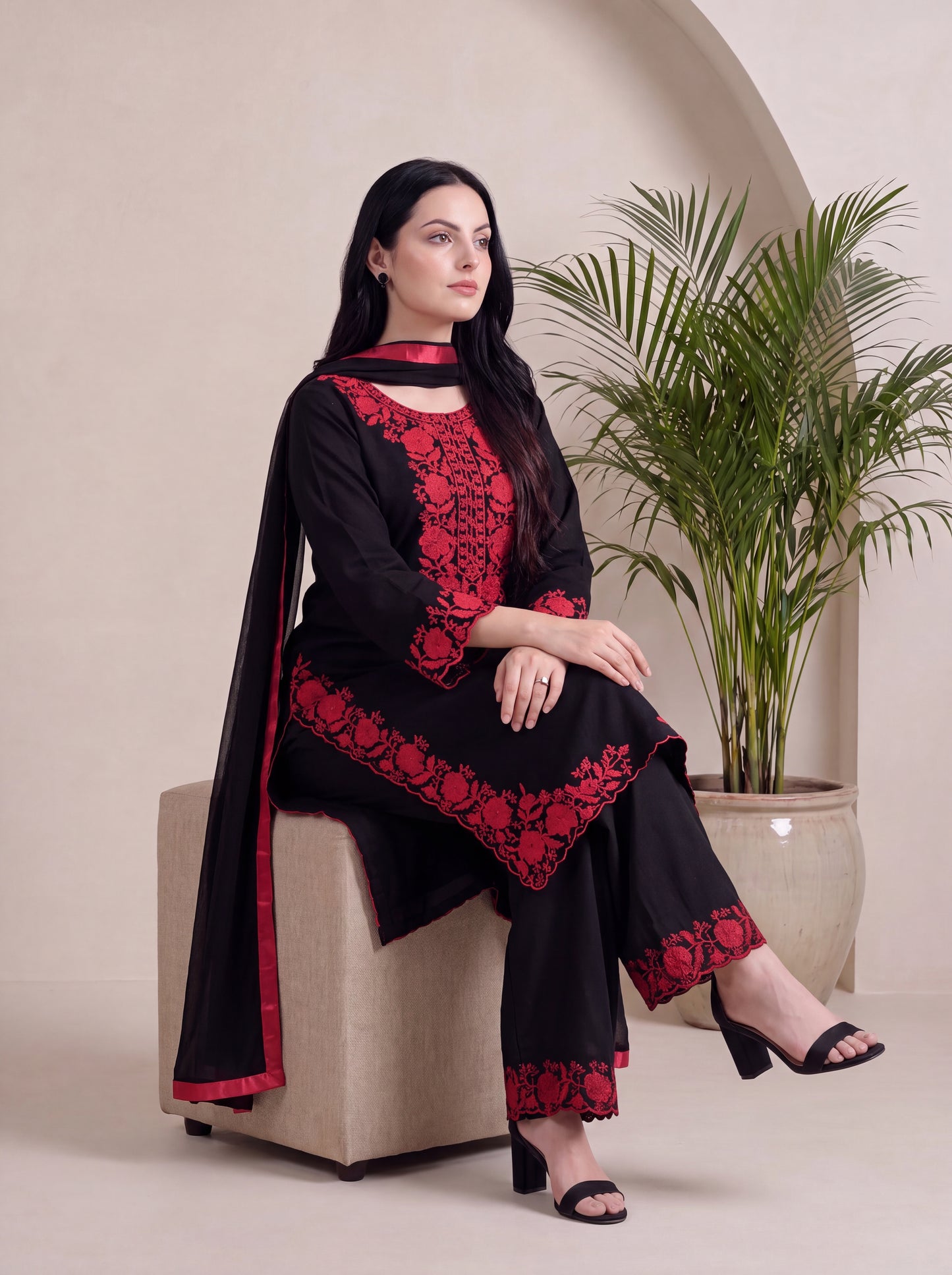 MIRAAL EMBROIDERED 3PC