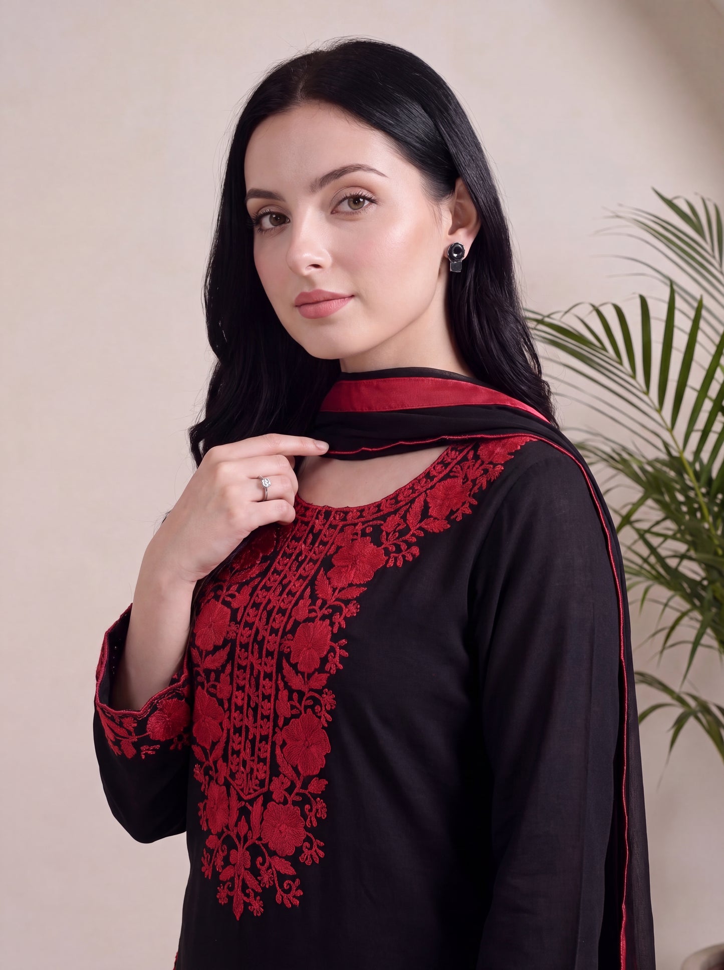 MIRAAL EMBROIDERED 3PC