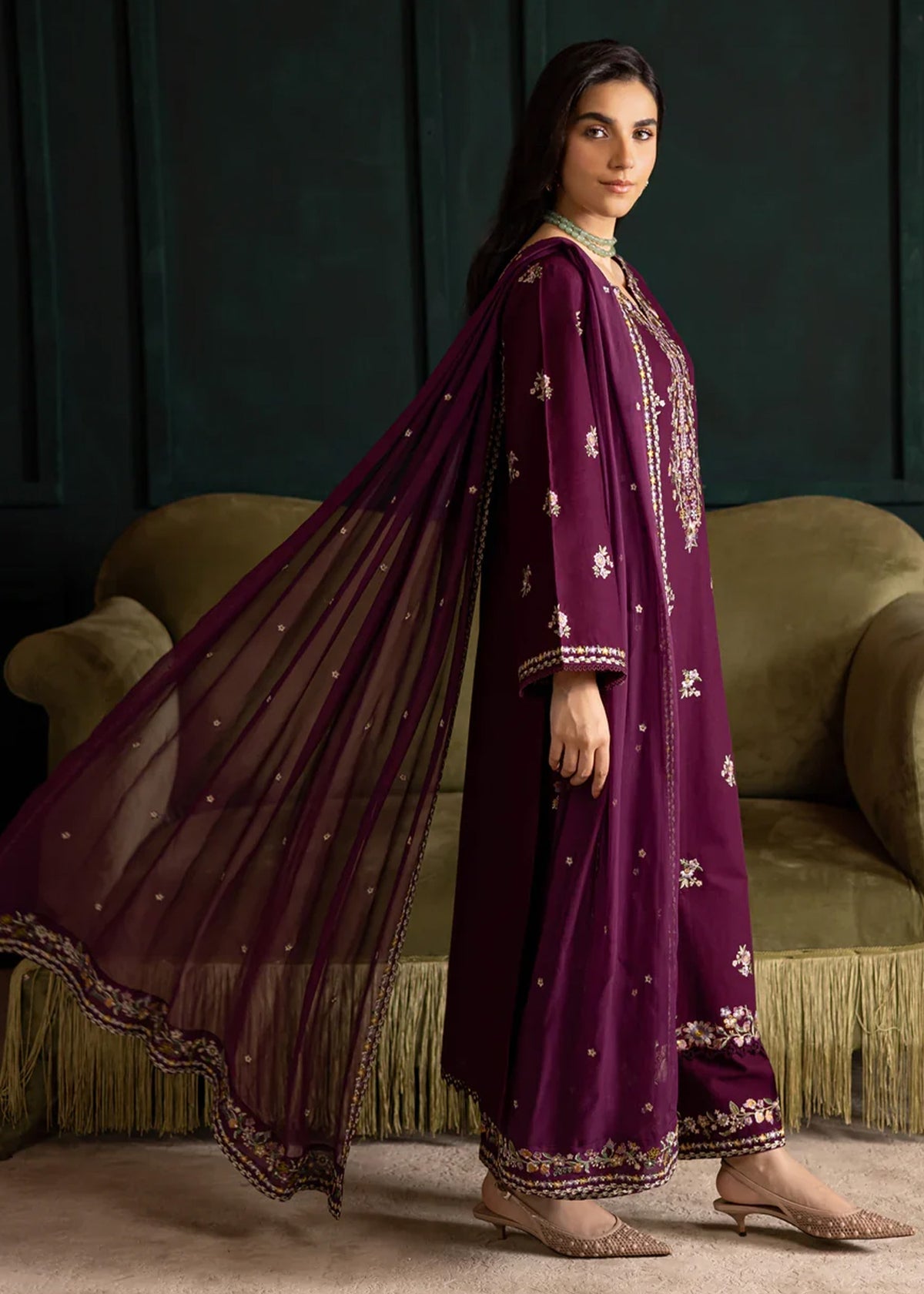 LIANA EMBROIDERED 3PC