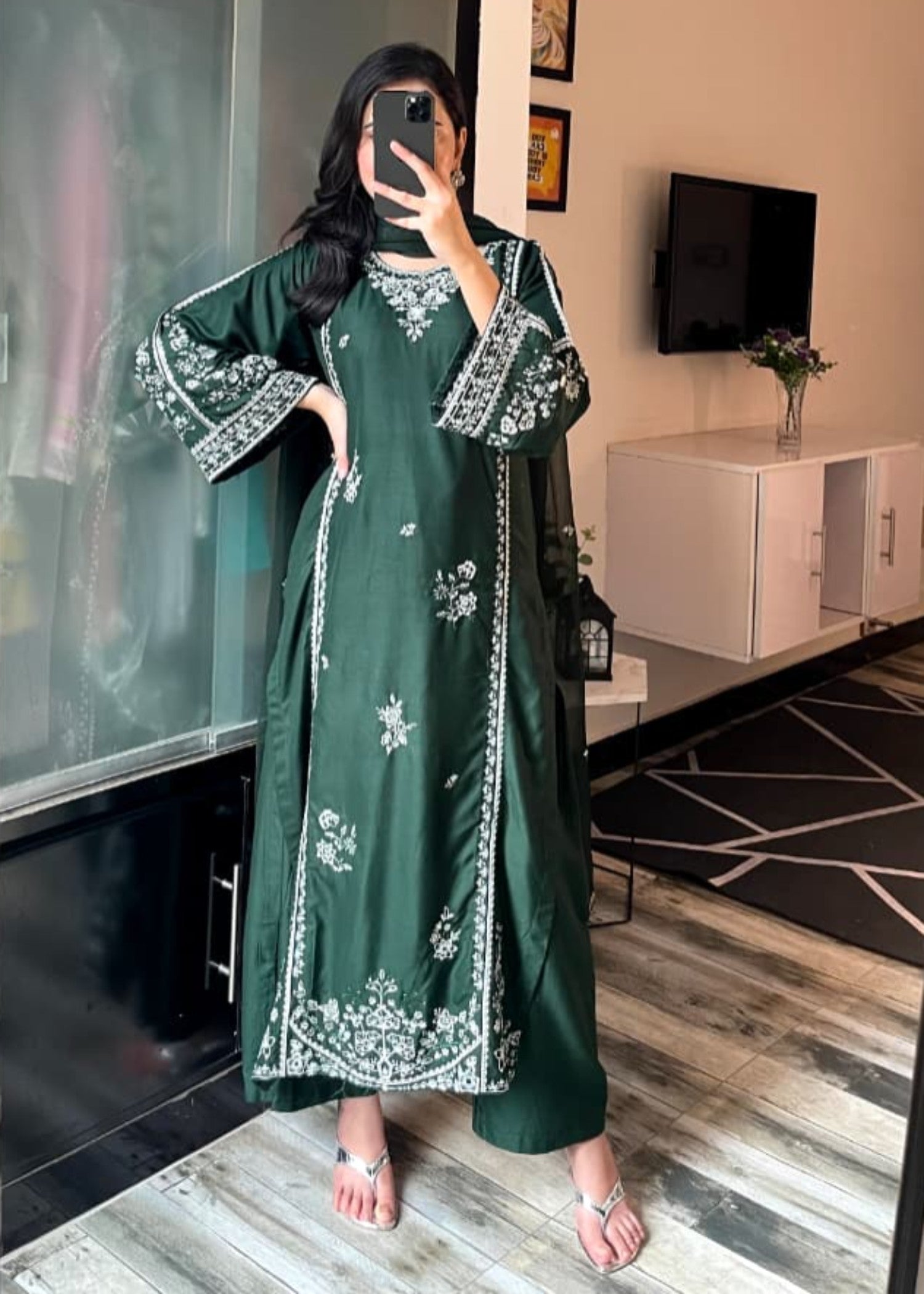 Grace embroidered 3-piece suit by Tehzeeb Libas (view 2)