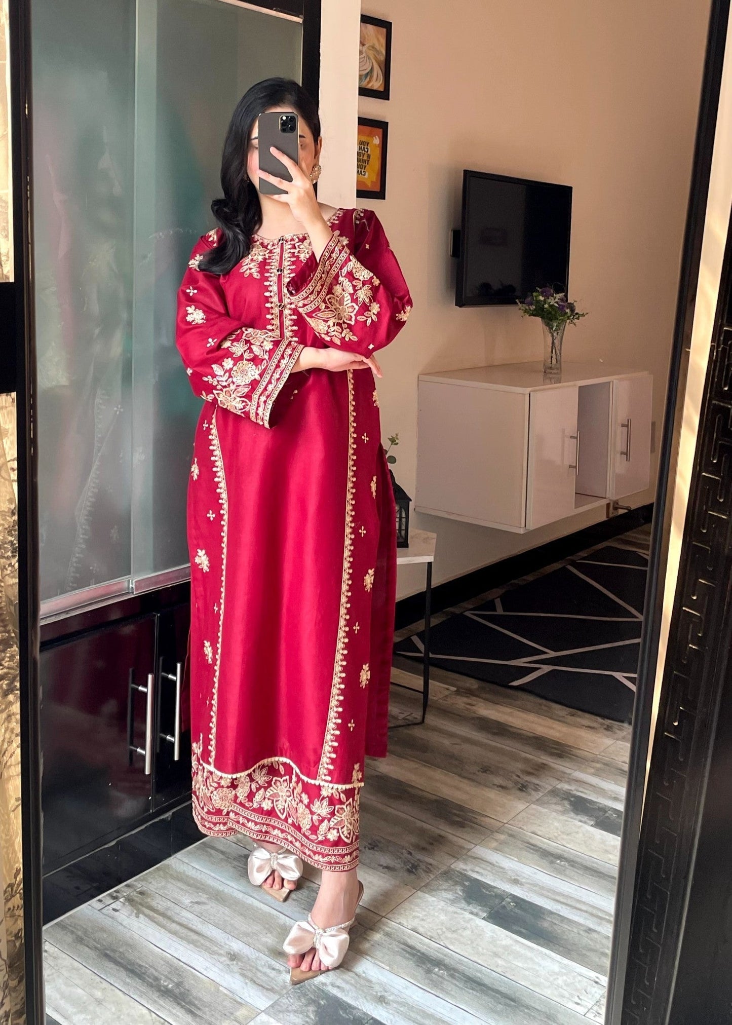 SAJNI EMBROIDERED 2PC