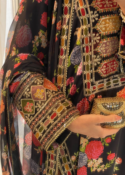 Shaam embroidered festive suit by Tehzeeb Libas (view 2)