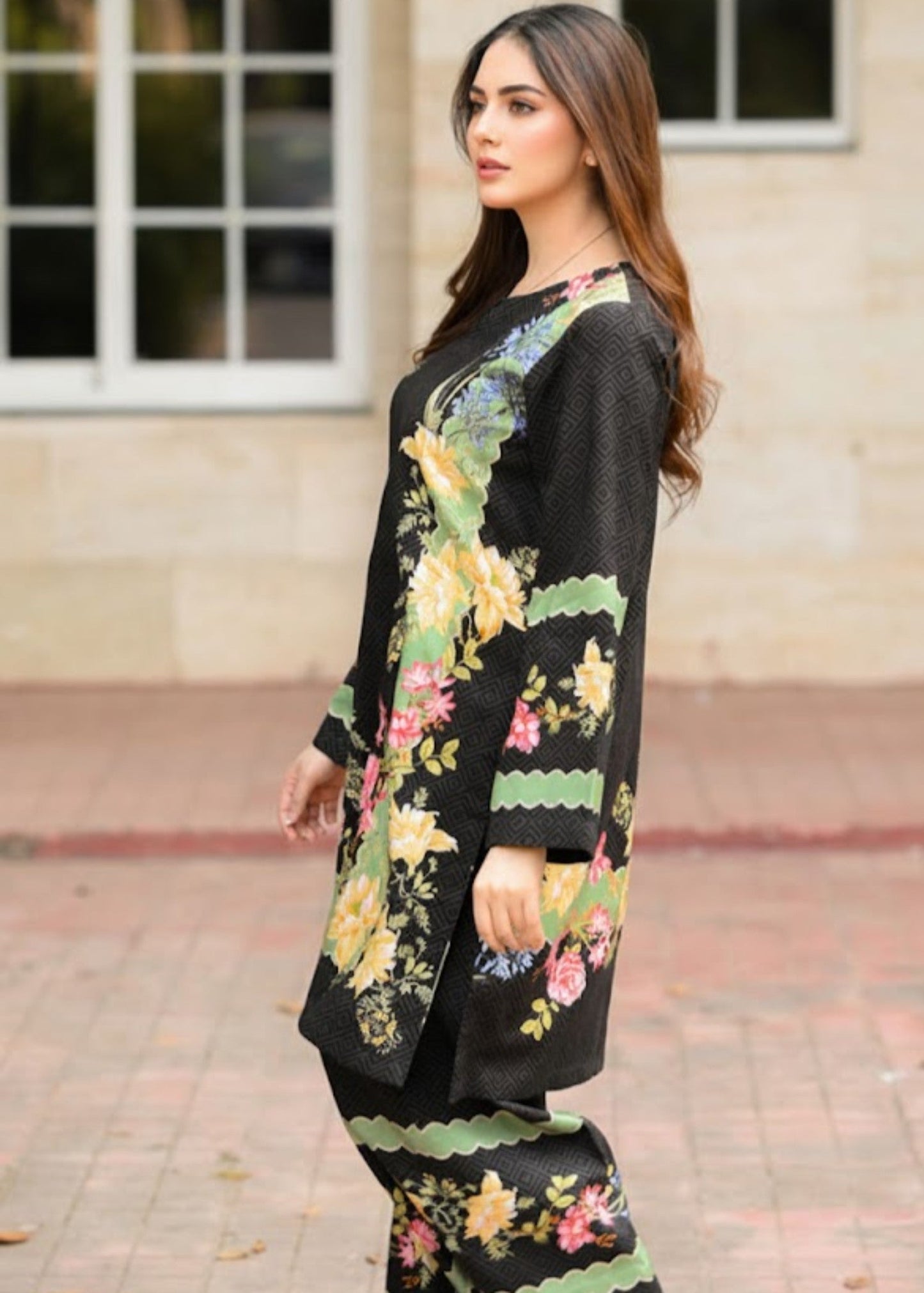 Multicolor Floral stitched eastern suit by Tehzeeb Libas (view 3)