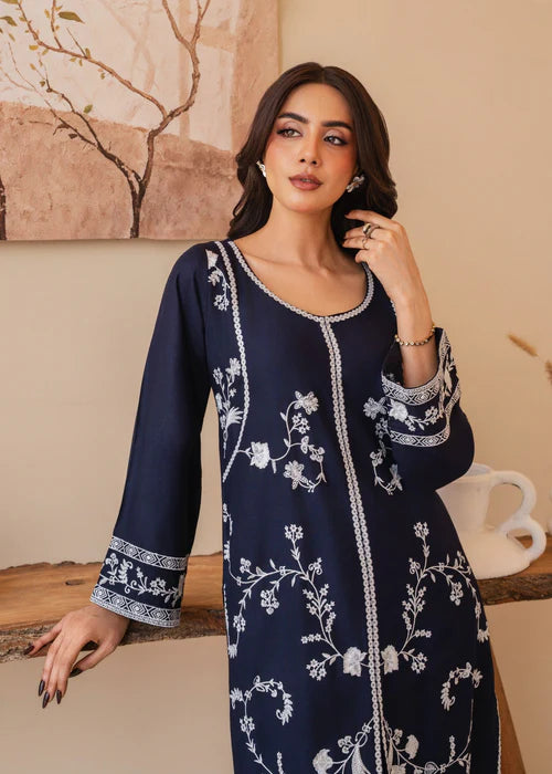 Neelzaar embroidered 2-piece suit by Tehzeeb Libas (view 2)