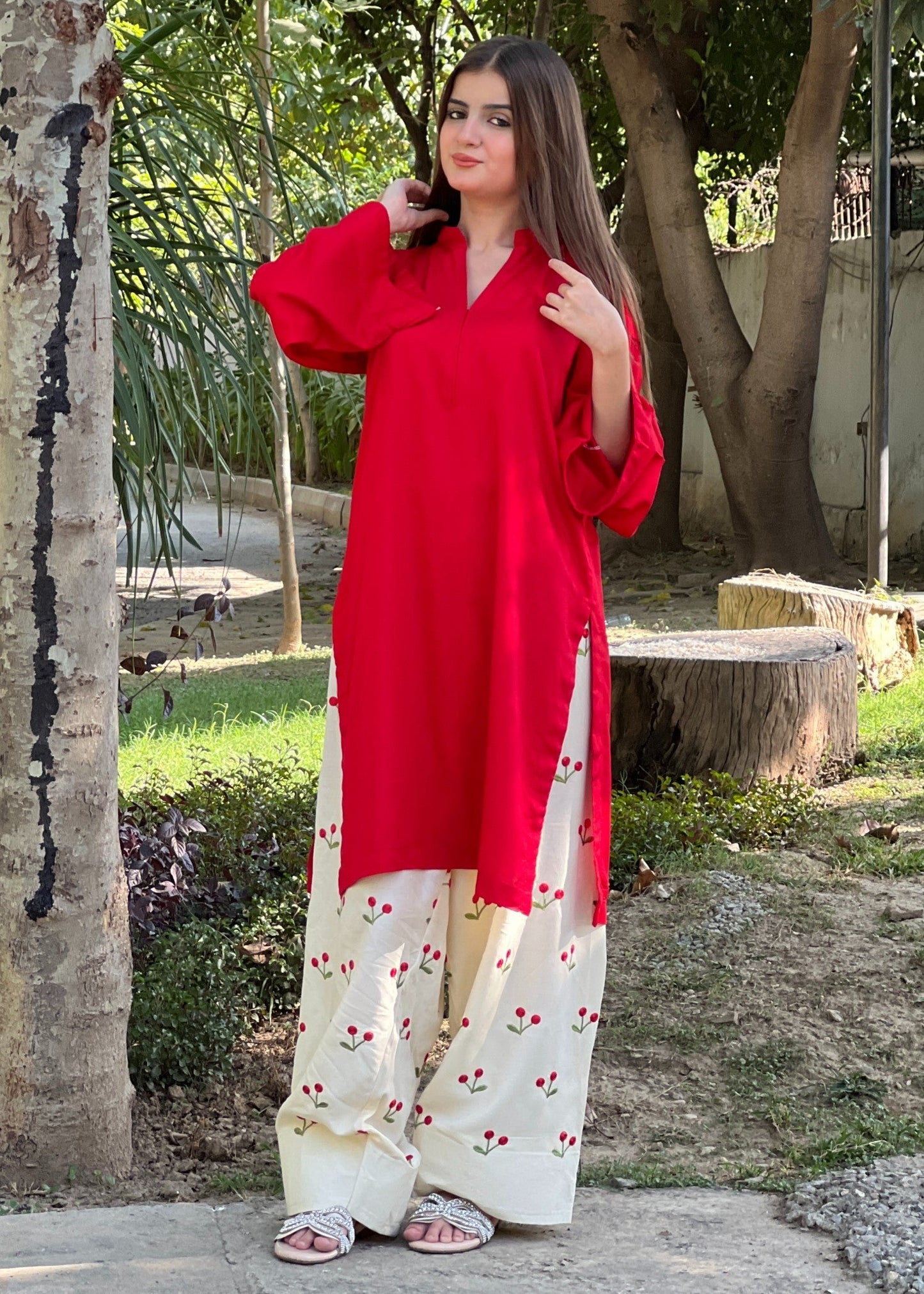 LAL PARI EMBROIDERED 2PC