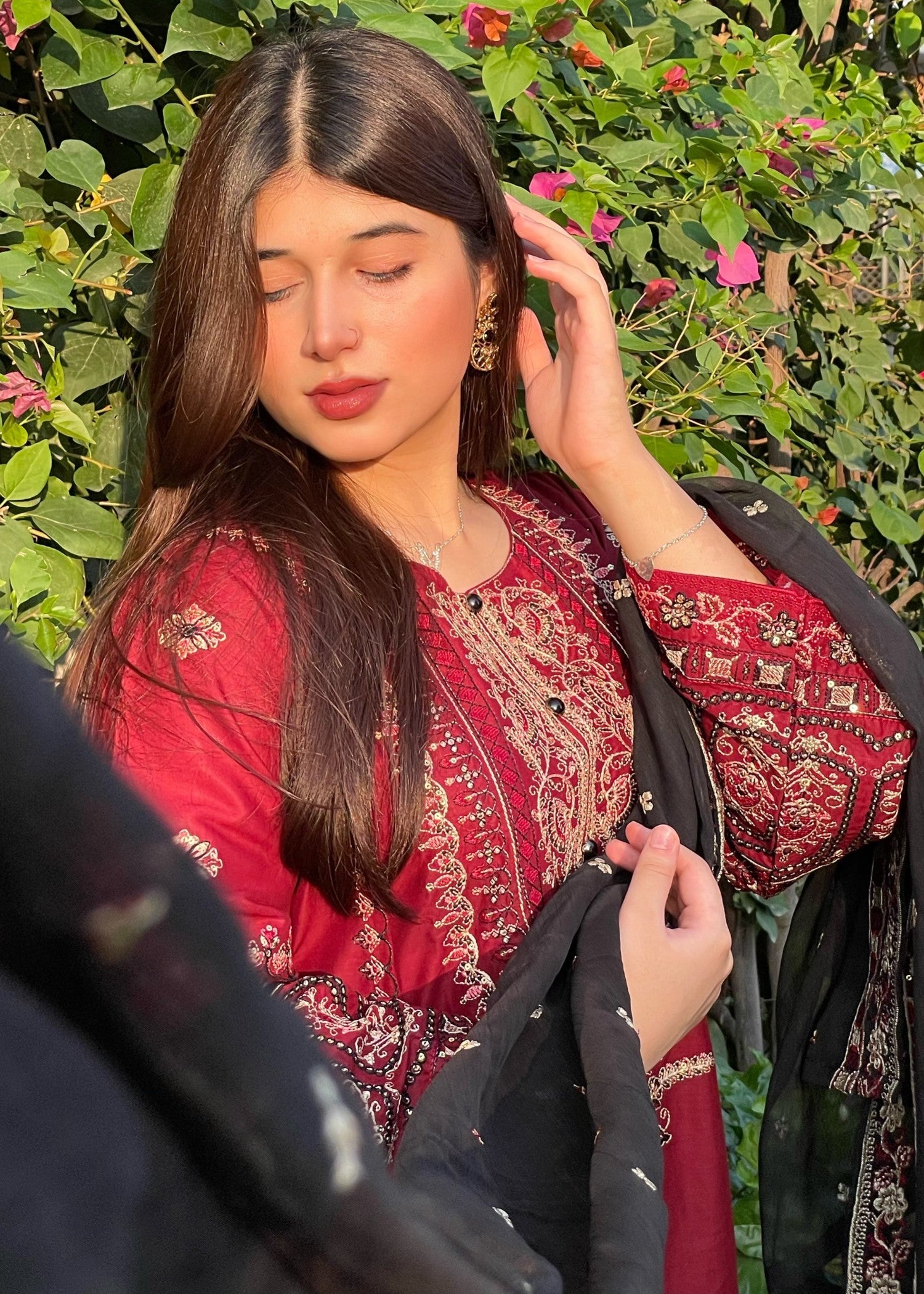Royal embroidered 3-piece festive suit by Tehzeeb Libas (view 5)