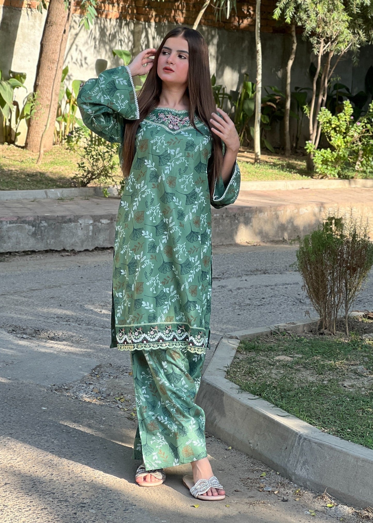 RUKHSAAR EMBROIDERED 2PC