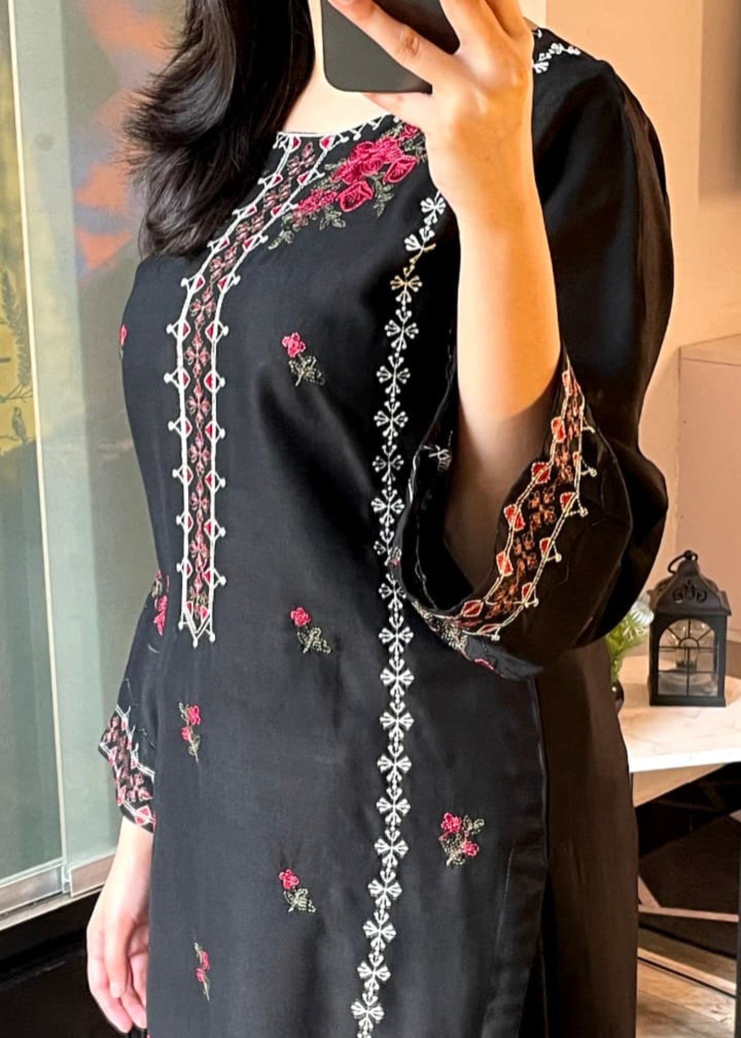 LUXURY EMBROIDER 2PC WITH FARSHI